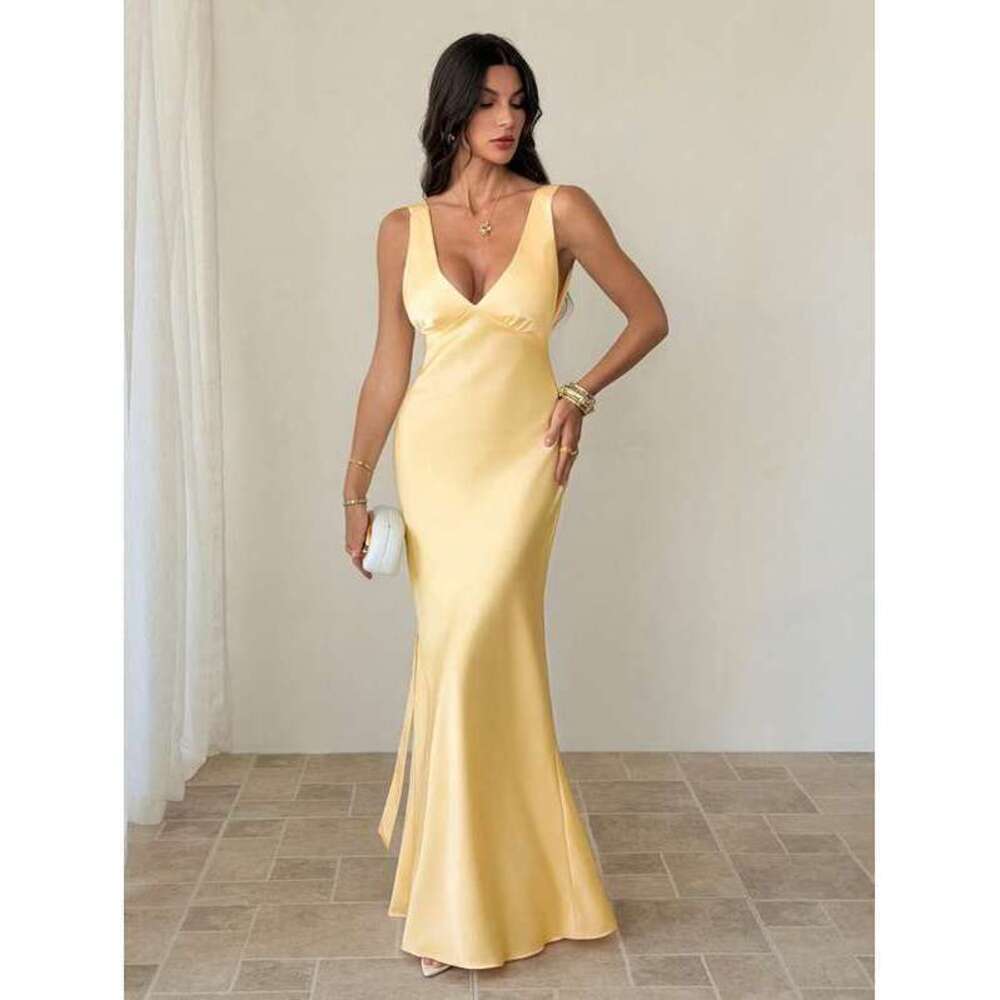 Tall Pale Yellow Deep V-Neck Backless Maxi Dress For ,Sleevel - Picture 7 of 8